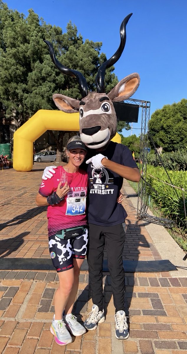 EmbodyMastery's tweet photo. Now that I have officially qualified for the 2027 Comrades Centenary Marathon, I have chosen to Race4Charity to raise funds for the SA Parks Honorary Rangers. If you would love to donate to this amazing cause, please check out the link in the comments section 💚🦁🦏🦒🐘🙏🏻 https://t.co/NEjWWa5p8b