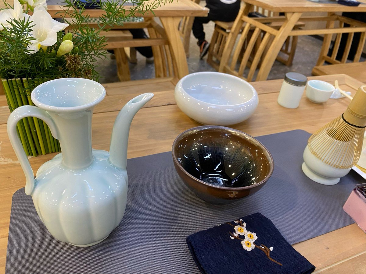 EthanMooreigha's tweet photo. This season's must-have: a delicate zhēngzhī cup with exquisite tent craftsmanship, perfect for elegant daily moments. https://t.co/6syg9waEGE