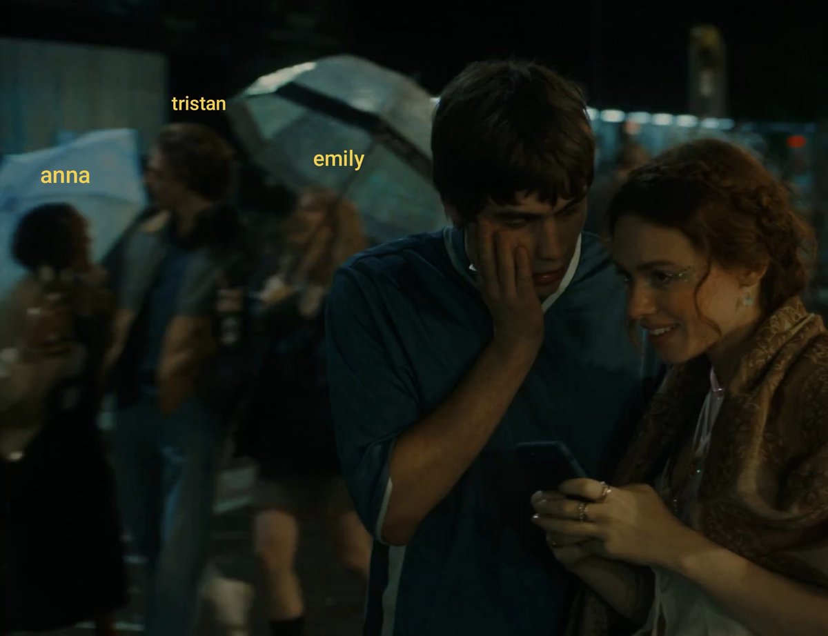 miscbtch's tweet photo. Finding Emily easter egg~

When Owen asked "Emily" for her number, you could see Emily, Anna, and Tristan walking by in the background! 

Director Alicia MacDonald originally wanted Owen and Emily to meet there but decided not to as "he (Owen) wasn't ready to meet her yet". https://t.co/0tlGQbQ70A