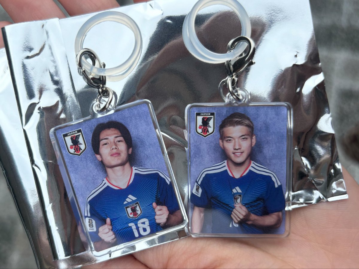 t_ko_20's tweet photo. サッカー日本代表 SAMURAIBLUE キリンチャレンジカップ キリチャレ アクリルチャーム めじるしチャーム ガチャ 交換

【譲】堂安、上田

【求】中村、谷口、鈴木(唯)、後藤

異種交換可能です
国立でお取引できる方優先

お気軽にお声掛けください https://t.co/XkyMyKJ9uk