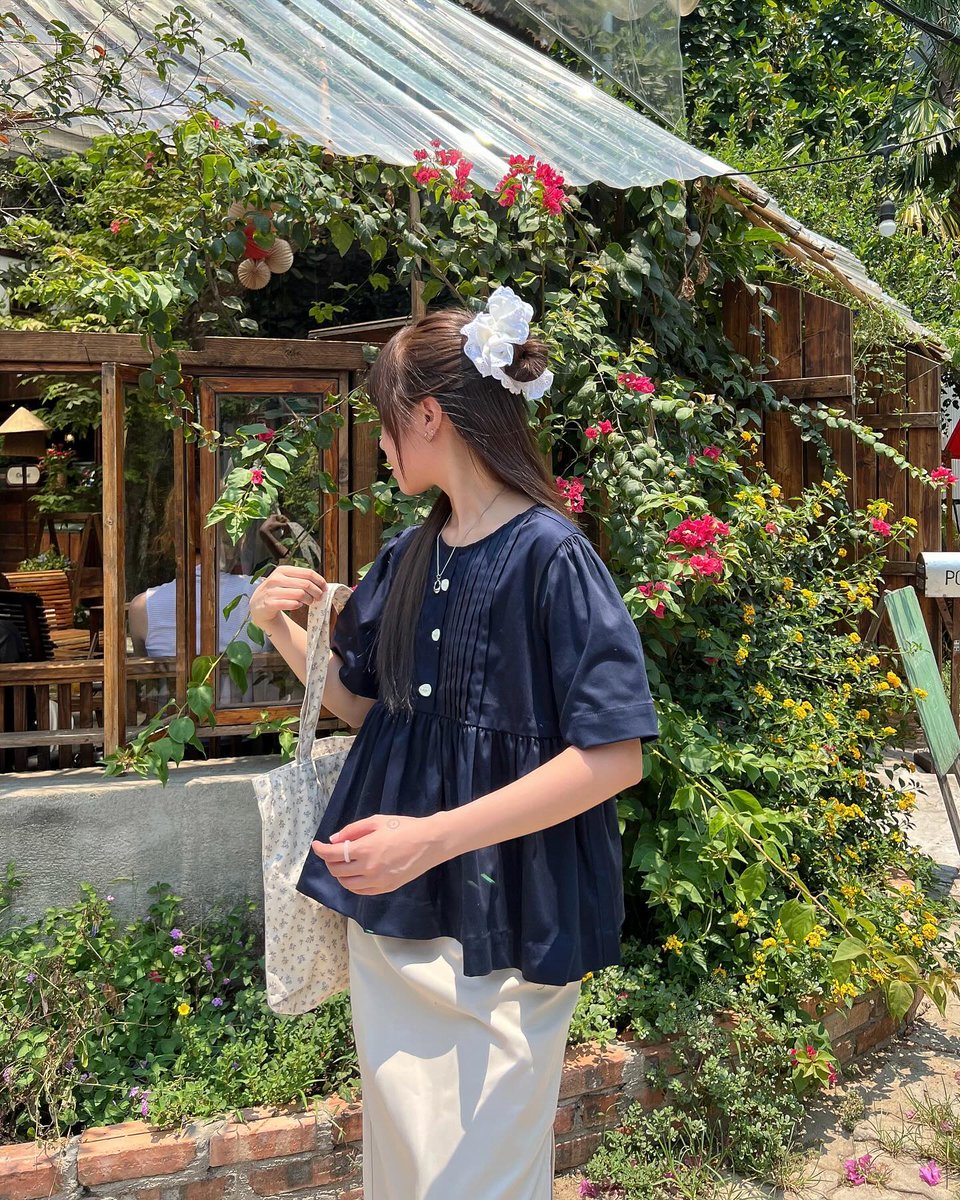 LaiaraLima's tweet photo. 疲れたときは無理をせず、ただ空を眺めて深呼吸しよう。明日も頑張っていこう！ ✨
AioLB https://t.co/EKsgs1CWA5