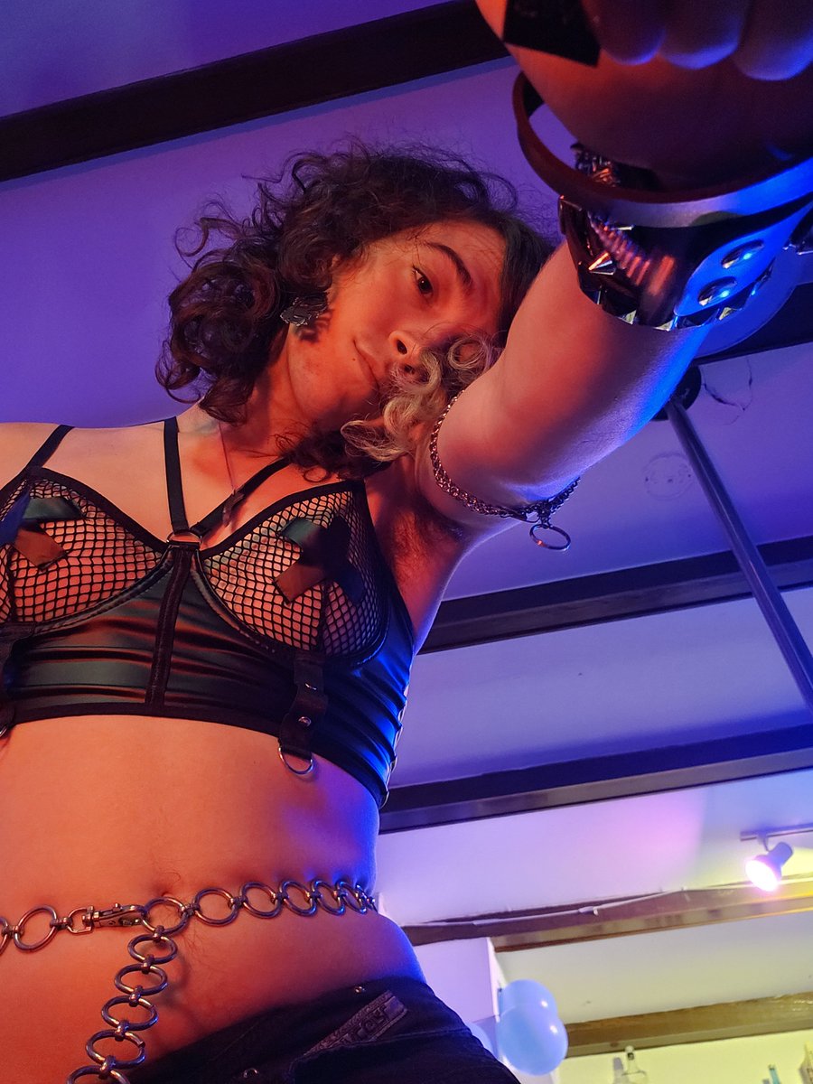 izzyfluffy7734's tweet photo. God, I wanna rail that pretty little mouth of yours
#femdom #kink #worship #dom #tgirl #mommy #onlytrans #goth #pov https://t.co/0QLLYhlTHB
