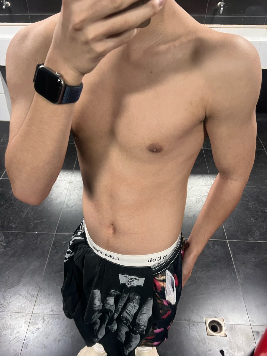 En20_2's tweet photo. #北京 #男大 #男高 https://t.co/aT4b3KNQAO