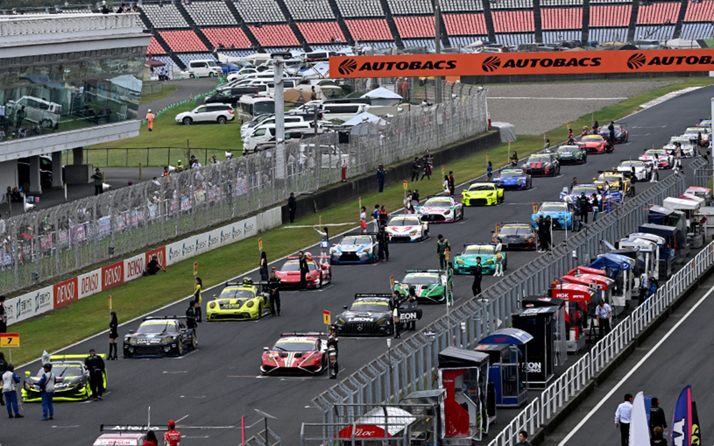 SUPERGT_JP's tweet photo. 【SUPER GT公式サイト更新】

公式サイトを更新しました。

第7戦 オートポリス：GT300クラス公式予選・Q1組分け

ページはSUPER GT公式ページのニュース>レースから
https://t.co/tM9DHpzWnq

#SUPERGT https://t.co/Glb7vtbEsy