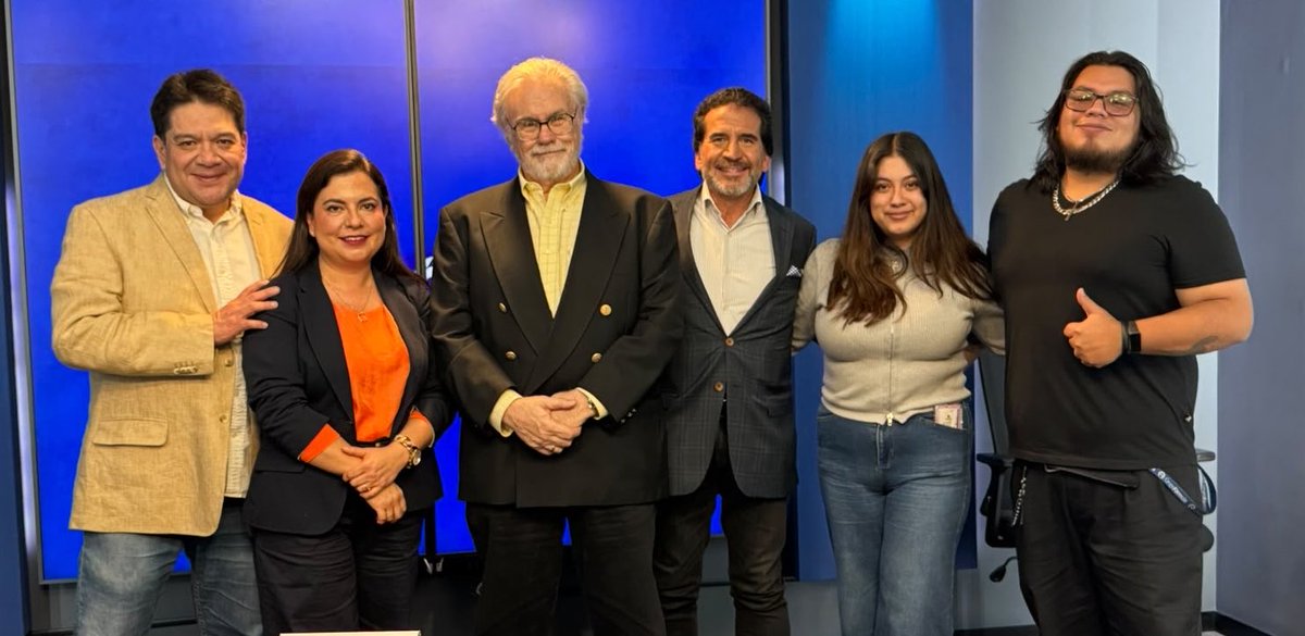 GiselleDEEN's tweet photo. El #viernes pasado en el programa de @ruizhealy por @radioformulamx en mi sección de #ocio y #entretenimiento platicamos de la Feria y Festival Cultural del Alfeñique 2026 @CulturaEdomex @cultura_mx y el Festival Cultural Café y Chocolate @MNCP_DGCP @CulturaCiudadMx https://t.co/xO0wqXPad2