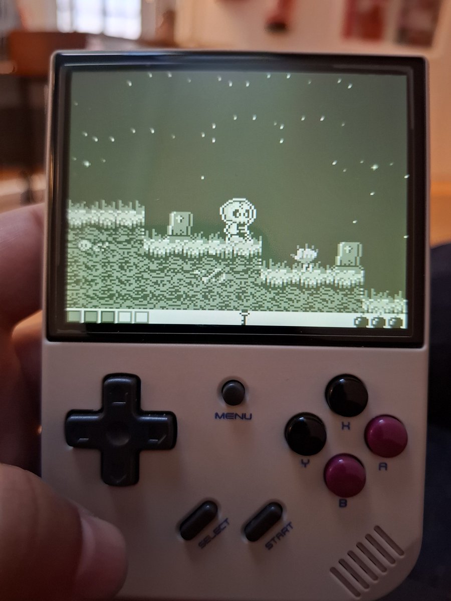 Ric01a's tweet photo. Petite recommandation GameBoy du jour. Je viens de tomber dessus dans ma liste. Petit plateformer sympa comme tout, ultra simple a prendre en main et fluide. https://t.co/h6ybtbj5Ew