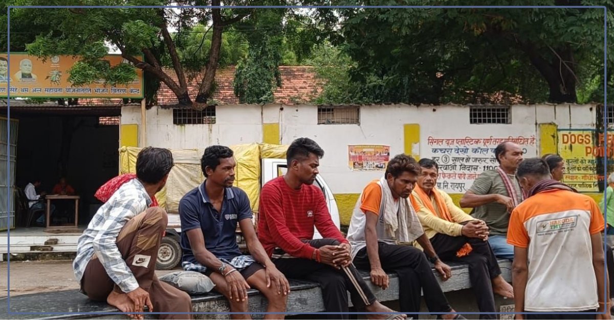 IndusAction's tweet photo. Across #Chhattisgarh, 39 #LabourCanteens serve workers from the construction, unorganised &amp; #labour workforce.

Beyond affordable meals, these canteens can serve as worker-centric touchpoints for welfare enrolment, entitlements, employment, information, &amp; support. https://t.co/uINpriAL5Q