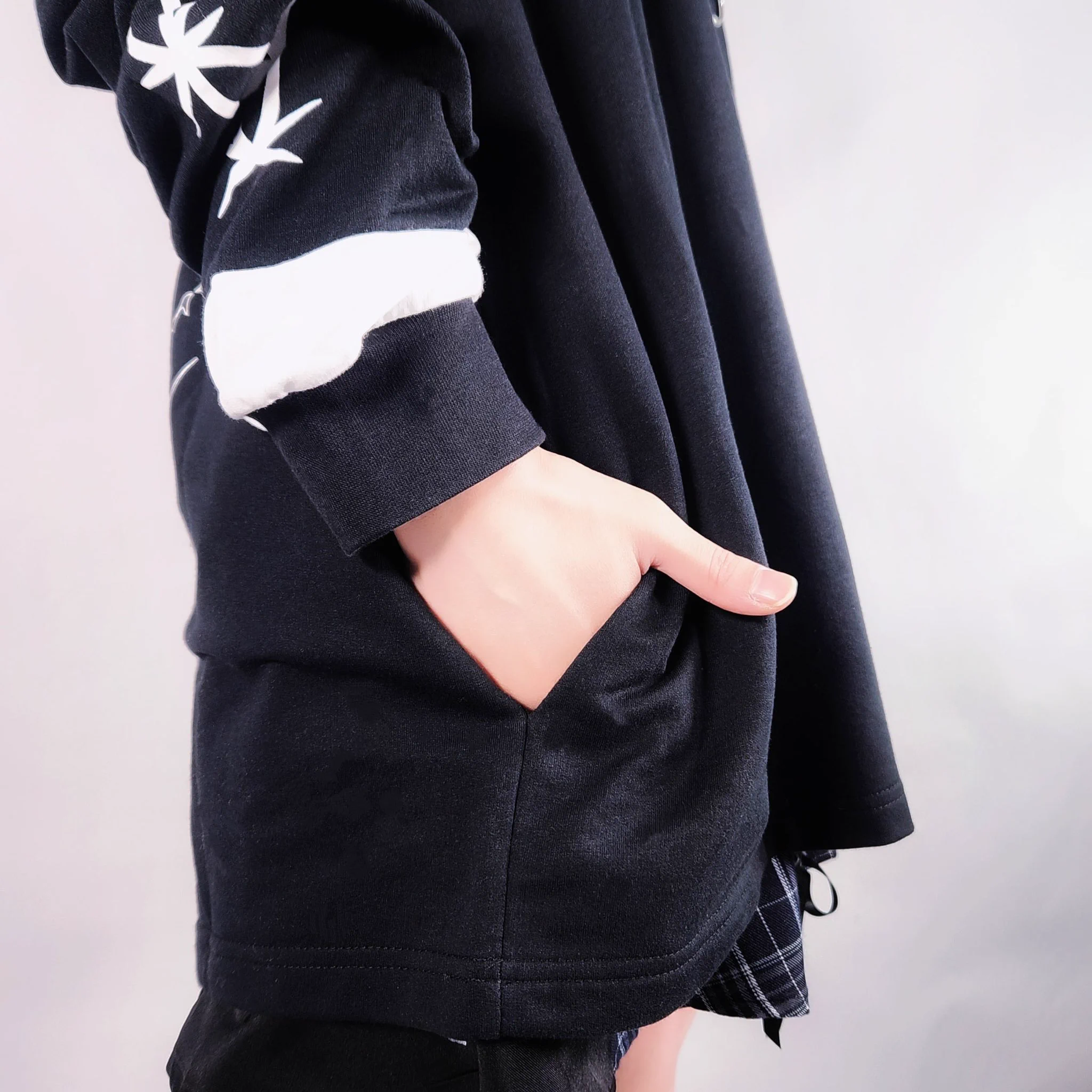 NIER CLOTHING в X: „UNISEX OFF-SHOULDER DESIGN PARKA【FACE LOGO 