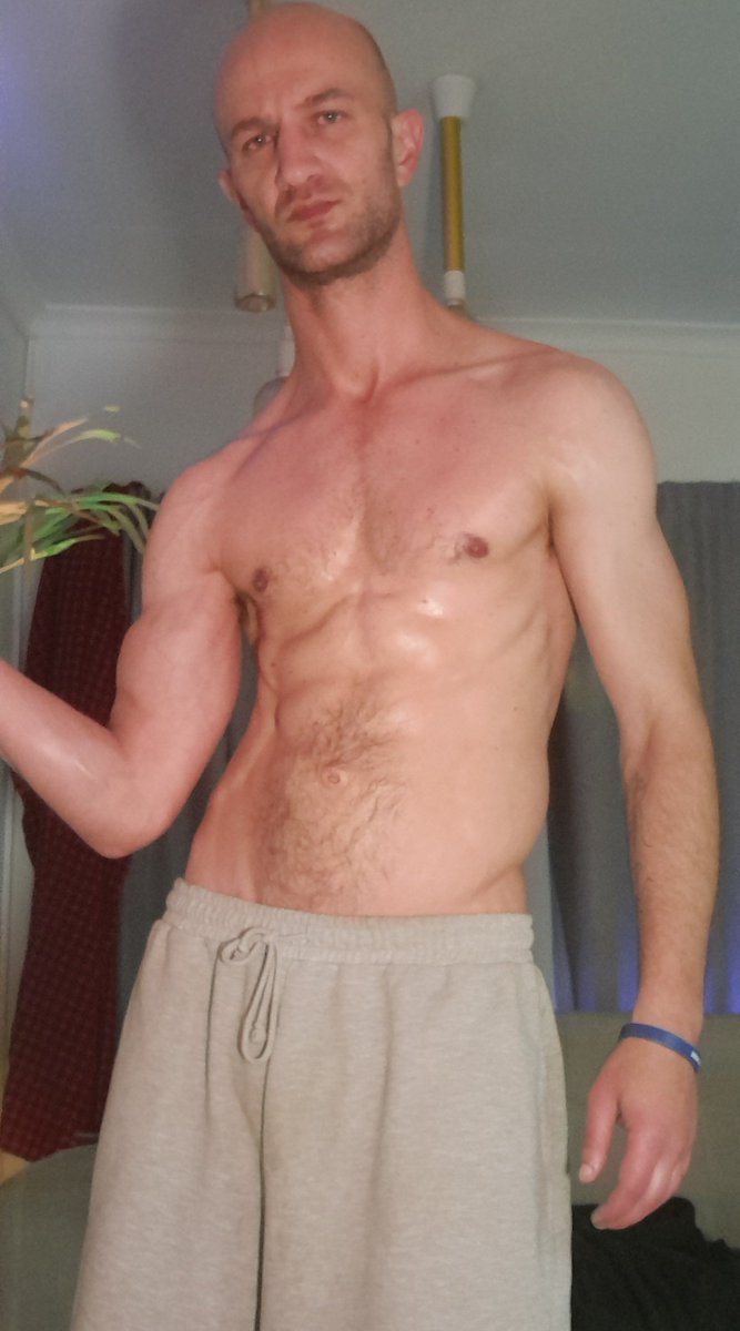 qdp369's tweet photo. 2 days until I'm 33.
Let's goooooo💪

0722375555 https://t.co/pQNAeBD3b9