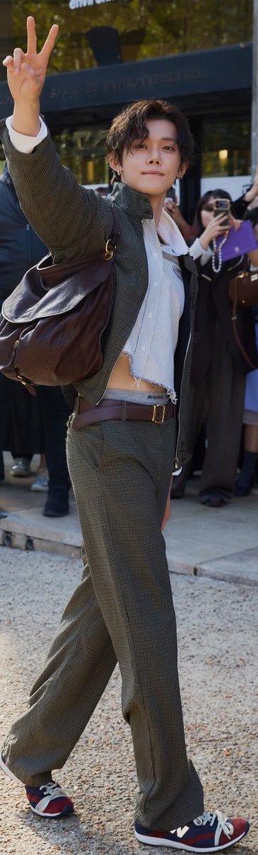 starsjjunie_'s tweet photo. the finest boy you’ll ever see https://t.co/GaDhh84eI6
