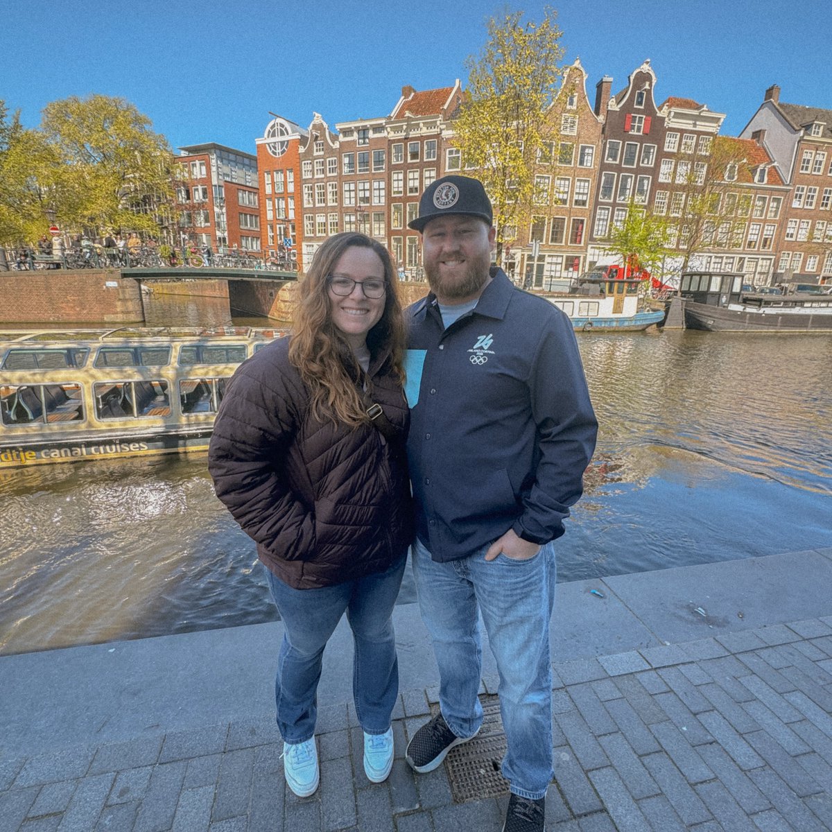UltrAslan_45's tweet photo. Amsterdam is dangerously photogenic. I could photograph the canals and crooked little houses all day. The curtain-free windows are a true open-society moment. Can’t wait to return. https://t.co/t1pKwEcWK6