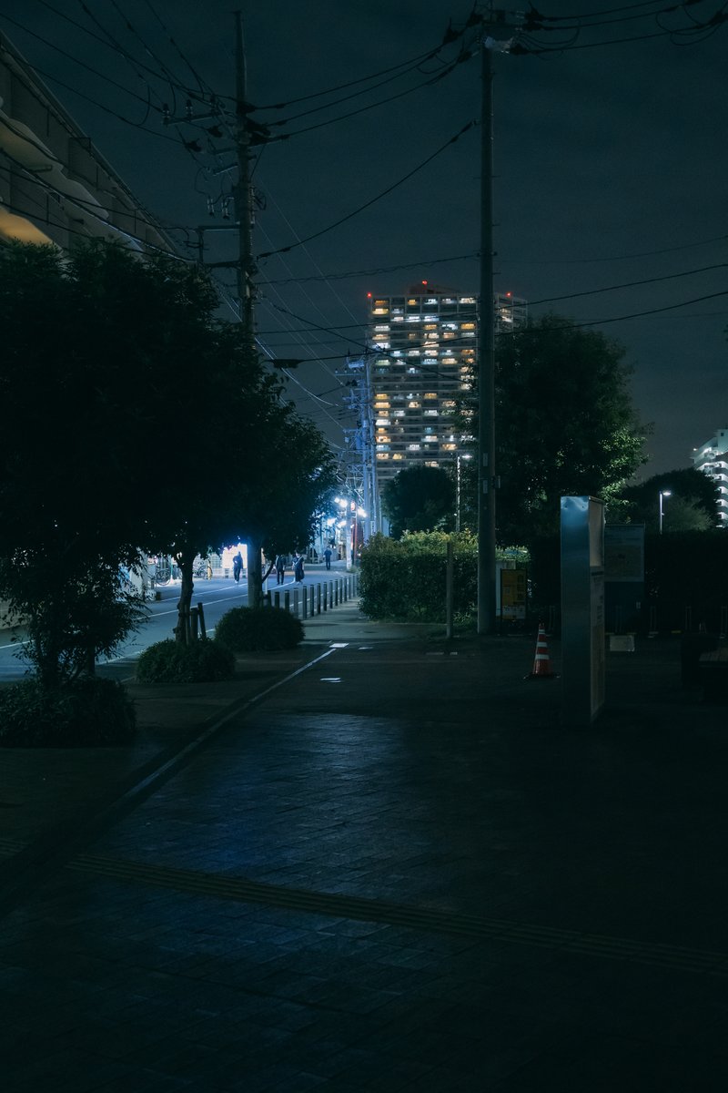 imari33_photo's tweet photo. Night vibes in Japan https://t.co/VDKf1HjstY