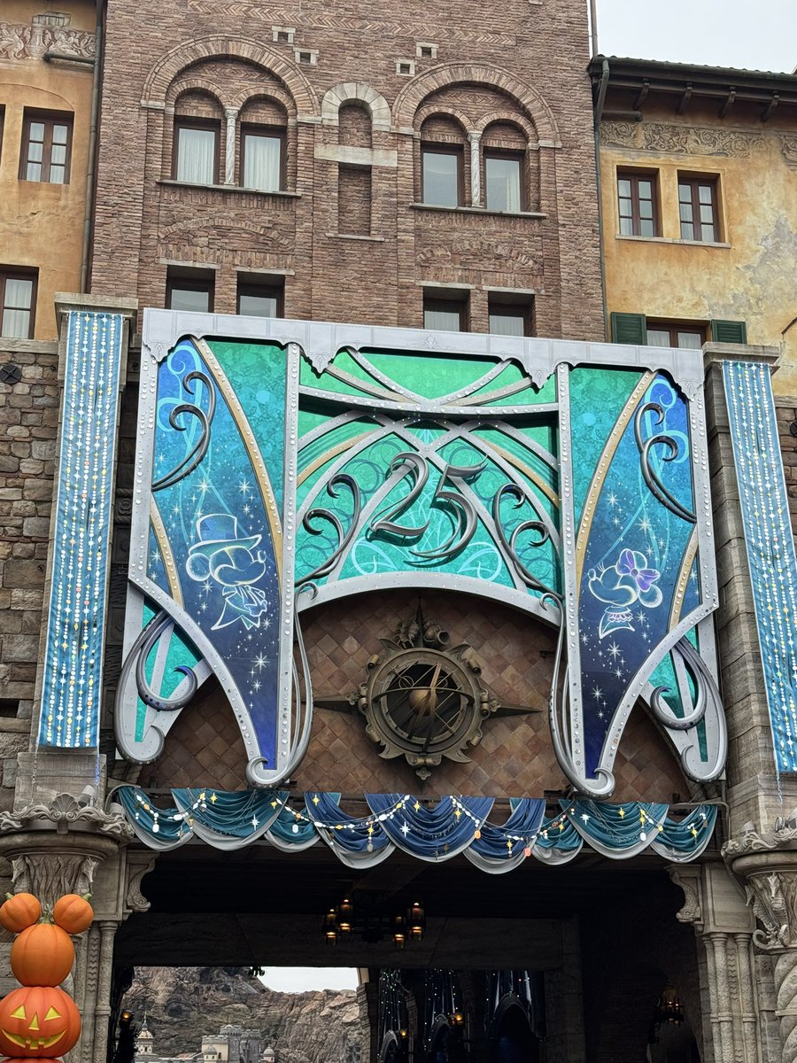 KabochanVR's tweet photo. 遂にディズニーシーに来たー！ https://t.co/wudSYCopJl