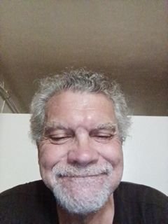 AlexJordan104's tweet photo. Tired of feeling alone https://t.co/mBkp3PniYE