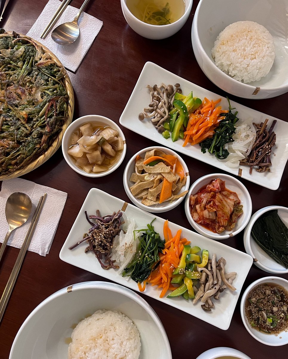 vickiecesea's tweet photo. Seoul, you have my heart. https://t.co/e3eaSbqGEx