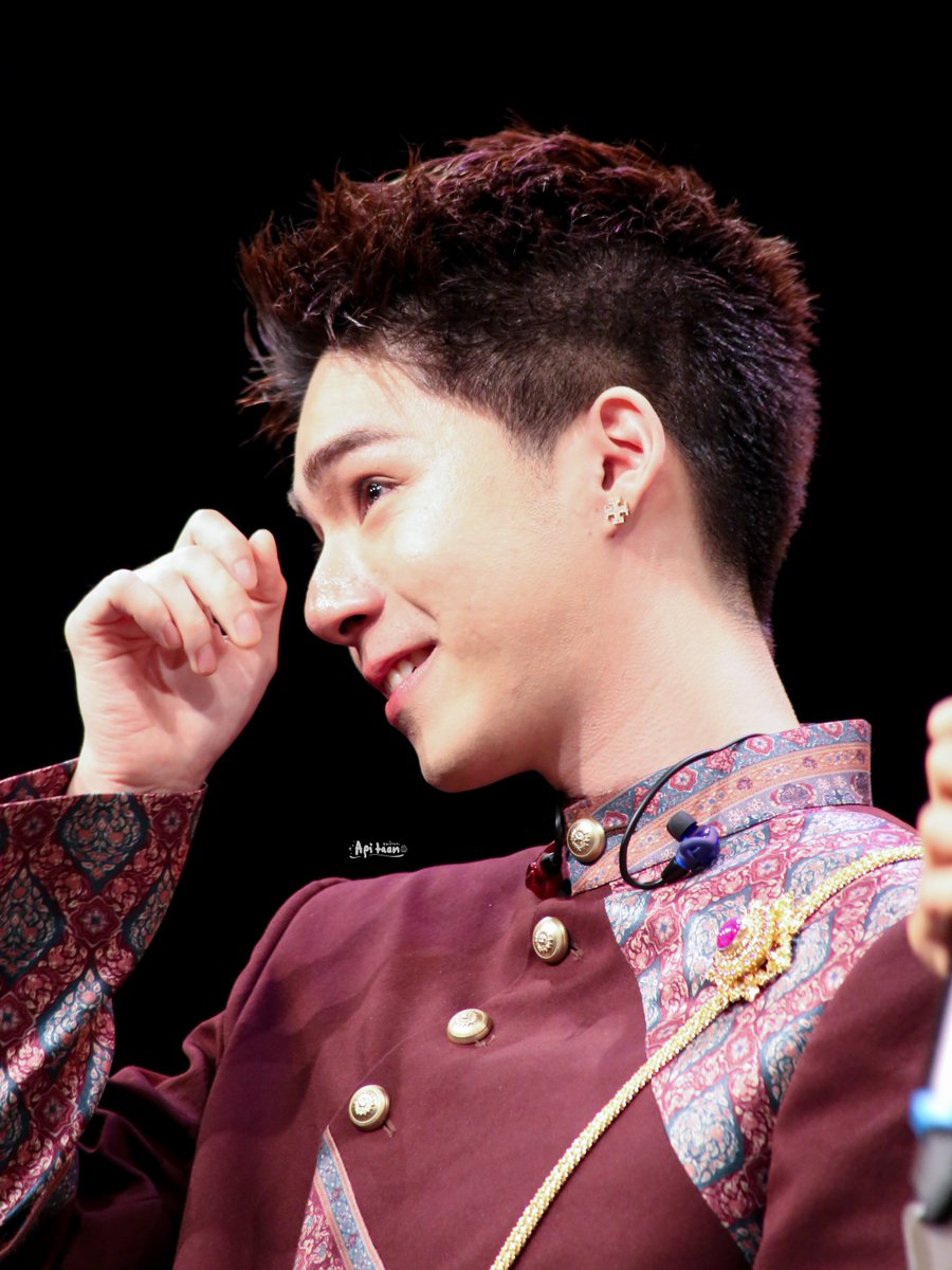 taanforx's tweet photo. กำลังจะฮึบ(ไม่)ได้ อ้าปากพูดปึ๊บเบะเลย
#NetJJ_FMinBerlin #jj_rcp https://t.co/sHBfjeP3Ji