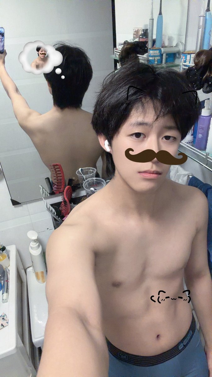 L_Kaaaaa_'s tweet photo. 抖音不敢发的东西我全部发到x来🧏🏻‍♂️ https://t.co/EpnI7OYihi