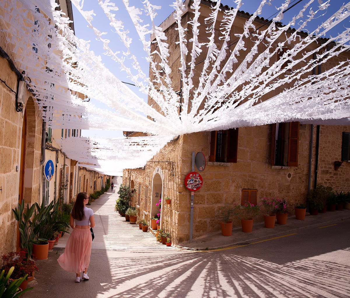 nando_surflost's tweet photo. Mallorca braucht keine großen Pläne: Kamera raus, loslaufen, und die Motive finden dich. Licht, Farben, Strukturen – hier passt einfach alles. https://t.co/rxLrIdyGBU