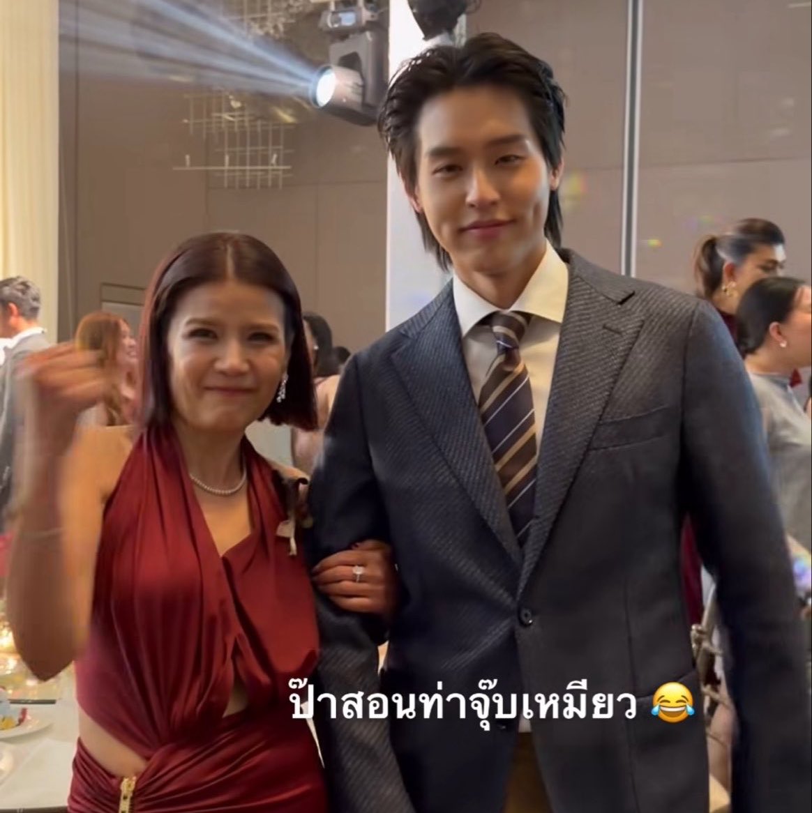 thinkinofp's tweet photo. ลูกเขยคนดีคนเดิมกับ 10 ปีก่อนค่ะ 🔒👑 https://t.co/SMJGuJg6AW