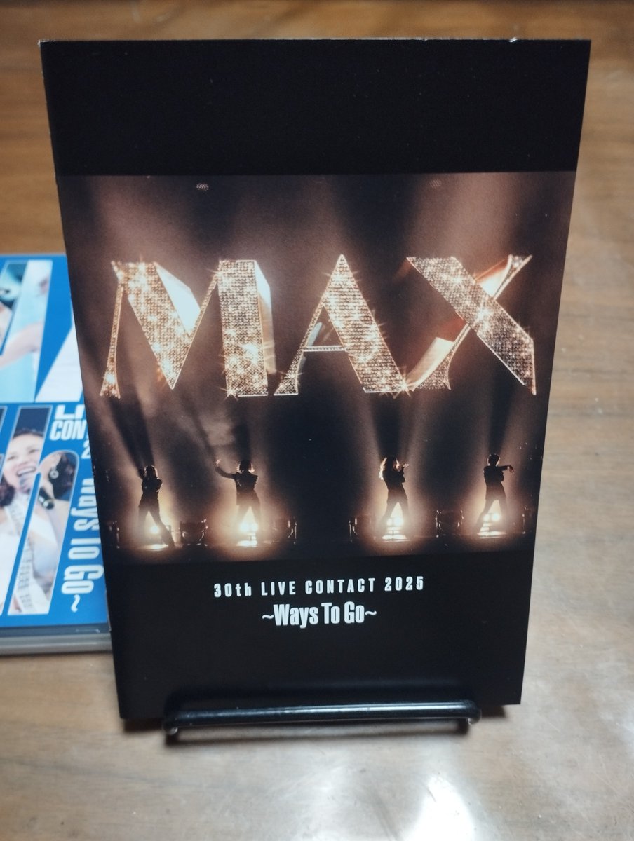 FitsMitsu84835's tweet photo. MAX LIVE CONTACT 2025
〜ways To Go〜

オープニング→メンバー登場の流れが格好良すぎ！

ボッチ参戦にも関わらず、「最高〜〜！🔥」と絶叫した思ひ出。

#MAX
#waystogo https://t.co/J4bfPoTdR8