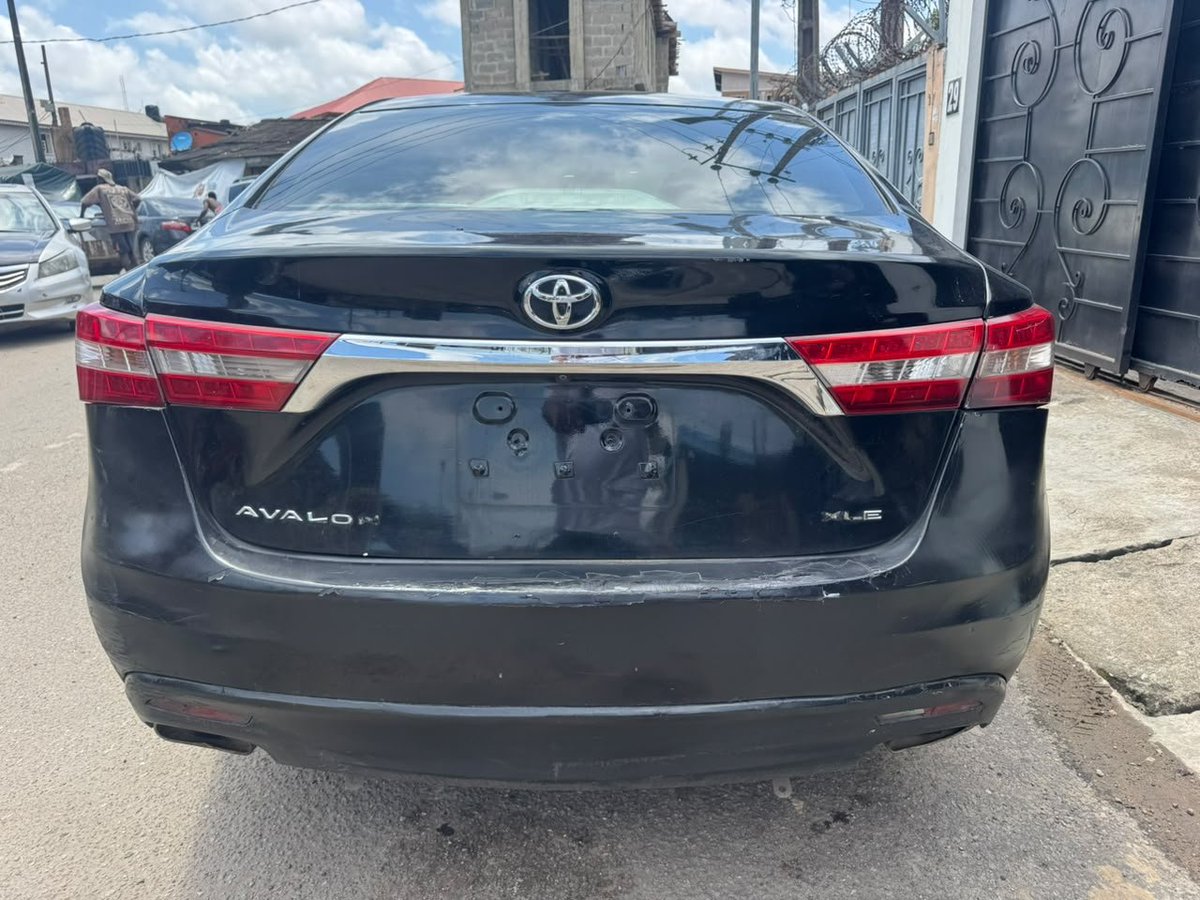 fab__david's tweet photo. Registered 2015 Toyota Avalon XLE 
Sharp Engine and Gear
Clean interior
Reverse camera 📸 
Price: 8.5M
Location: Surulere,Lagos 
08159640307 https://t.co/VNouBn9IEn