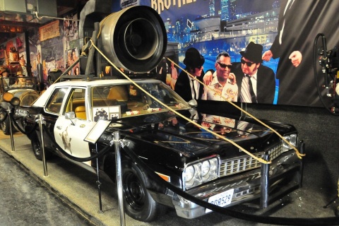 eVisitorGuide's tweet photo. Hollywood magic comes to life! 🎬✨See famous Hollywood movie cars at Volo Museum. 🚗👻 Perfect for film buffs and car enthusiasts alike! 🎟️ https://t.co/7vUYuJDzJz

#VoloMuseum #HollywoodMagic #MovieCars #BluesBrothers #Ghostbusters #Delorean #MadMax eVisitorGuideChicago https://t.co/KChMtySNNA