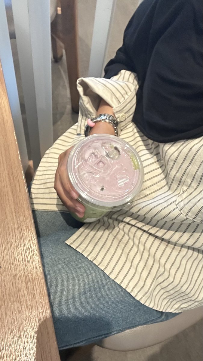 nothae00's tweet photo. late post https://t.co/sKFPFXcmkY