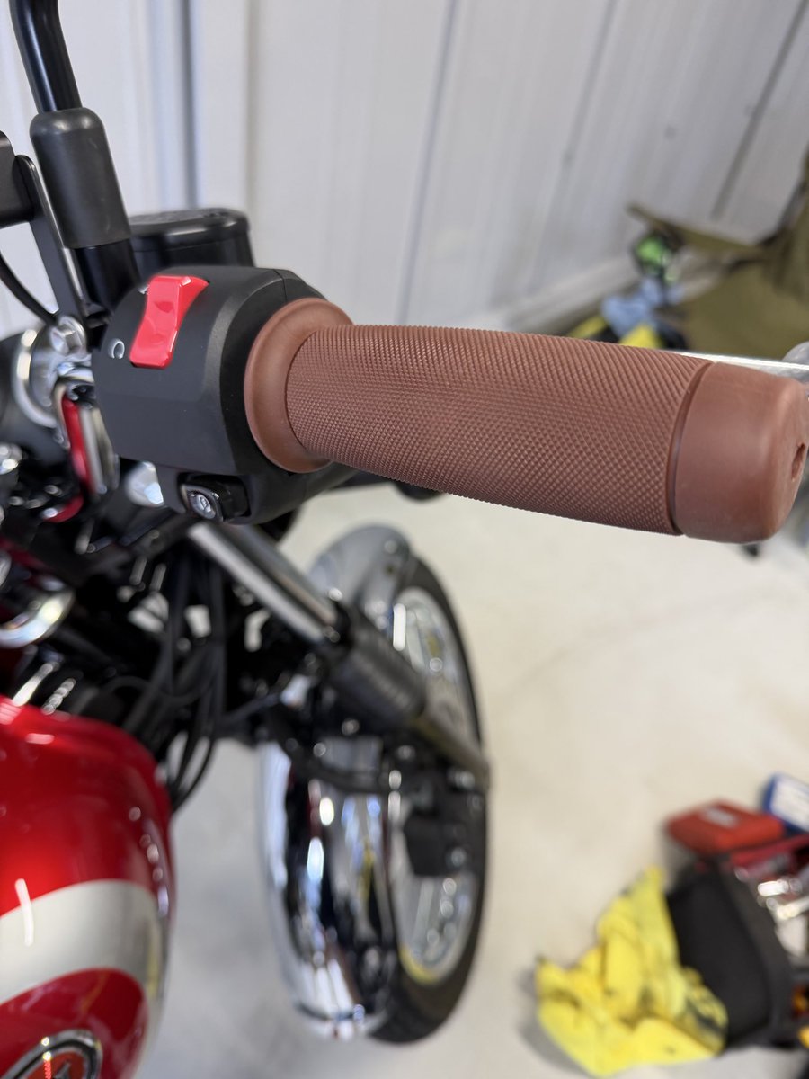 HEX99966's tweet photo. グリップ変えた。 https://t.co/o7ndQrTVYx