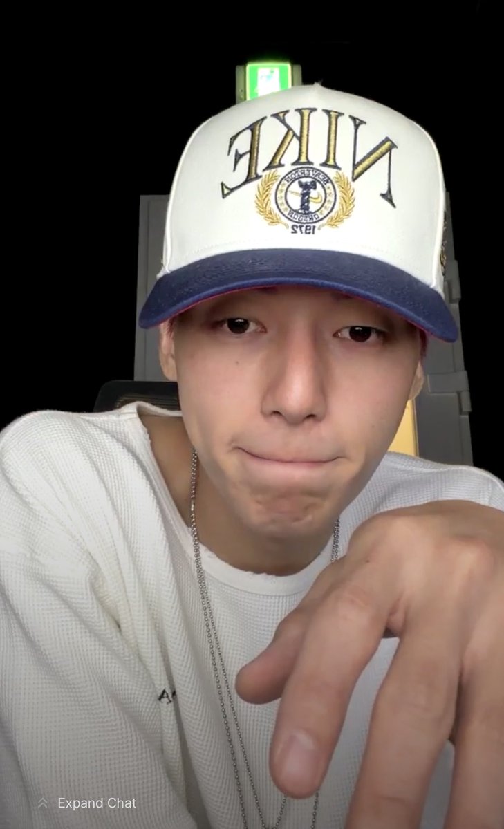 W00LOOKS's tweet photo. WOOYOUNG POP LIVEEEEEE 🖤 https://t.co/83OmKZrbQu