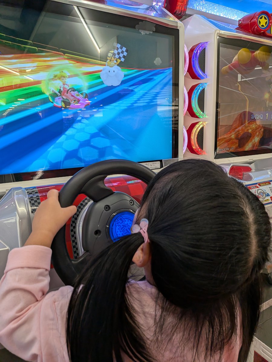 tenmetsudash's tweet photo. むしゅめとゲーセン。よく遊びよく学んでおくれ😌 https://t.co/XVWhHS2Jdr
