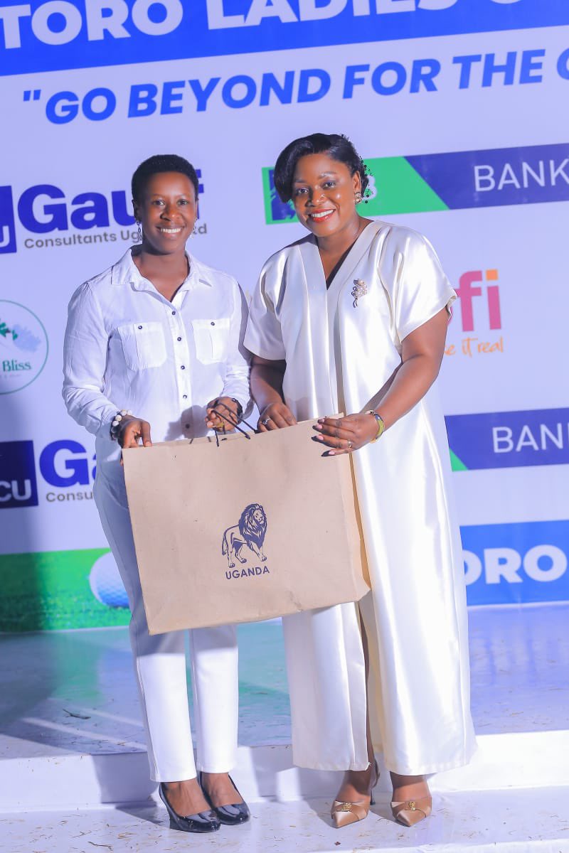 ThickAtesot's tweet photo. The Queen served as the guest of honor at the Ladies’ Open Golf Event held in Fort Portal on Saturday, where she attended in her official capacity. https://t.co/JRJCBbMZgd