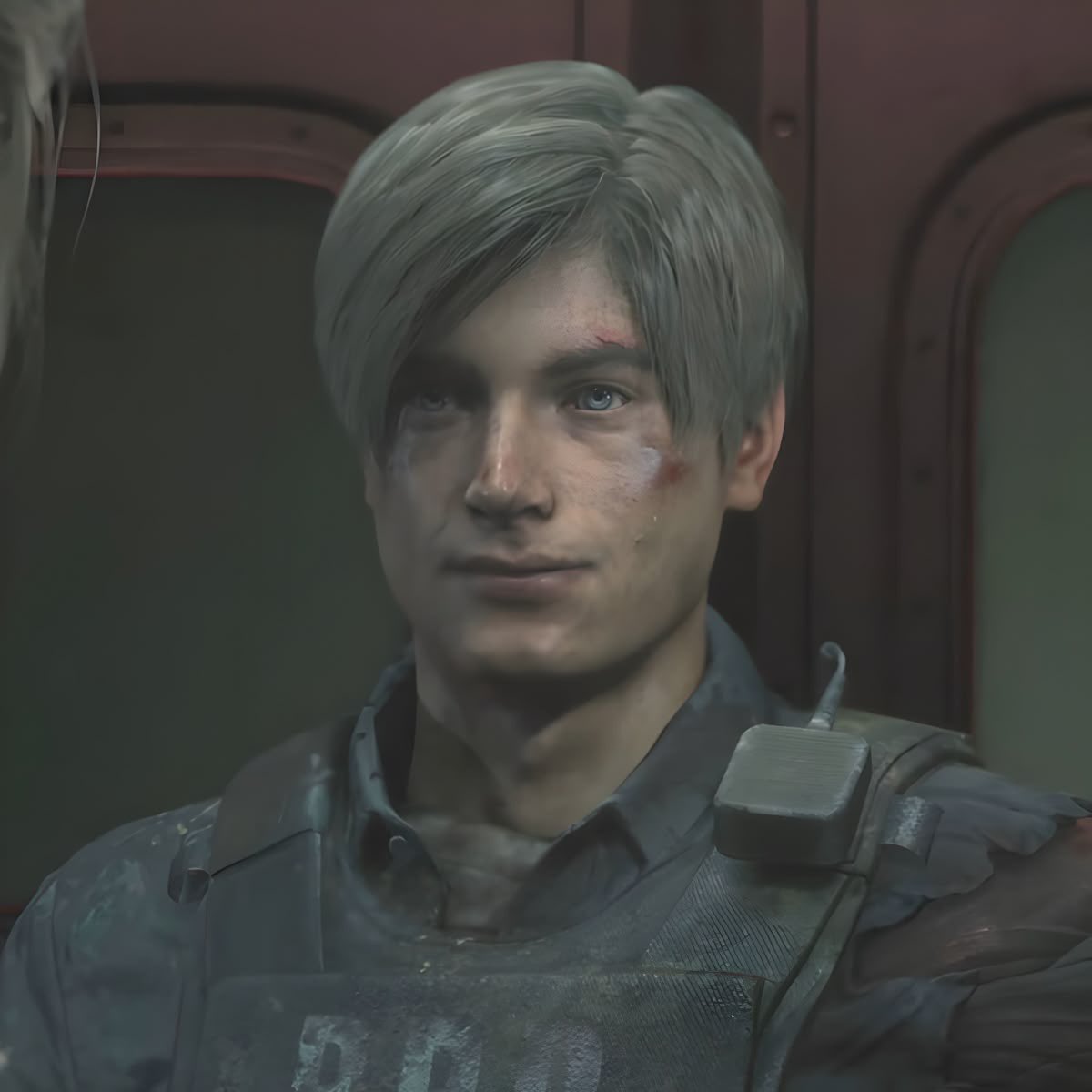 jhulierequiem's tweet photo. (Clean):O novato Leon estava na recepção da RPD quando avistou uma jovem ruiva muito atraente.Ele não perdeu tempo e foi atendê-la. Ele ficou sem jeito;ela era linda como um anjo. Ela percebeu que ele estava nervoso a cada palavra que saía de seus lábios + https://t.co/ZGmfzLvvG3