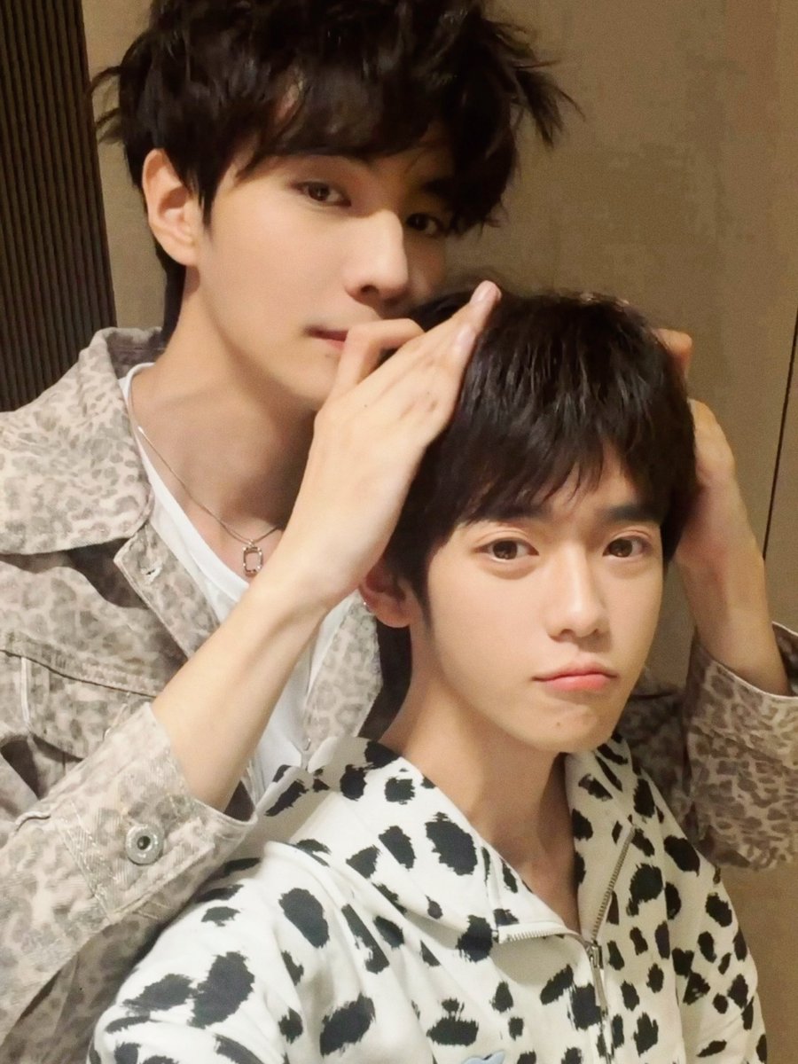 sakuya414tai's tweet photo. 😏🫠

誰か私に白米をください🤣
この写真を見ながら白米が進みます
#raozihao #zhuhou https://t.co/IV8SUy7lGq