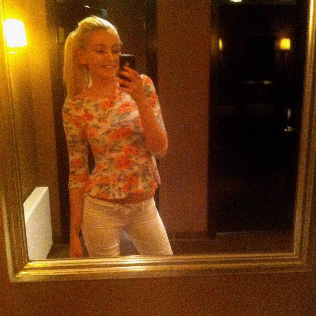 fiearchieve's tweet photo. Fie Laursen ✨️ ✨️   #fielaursen #fie #throwback #influencer https://t.co/p1ot9QmlII