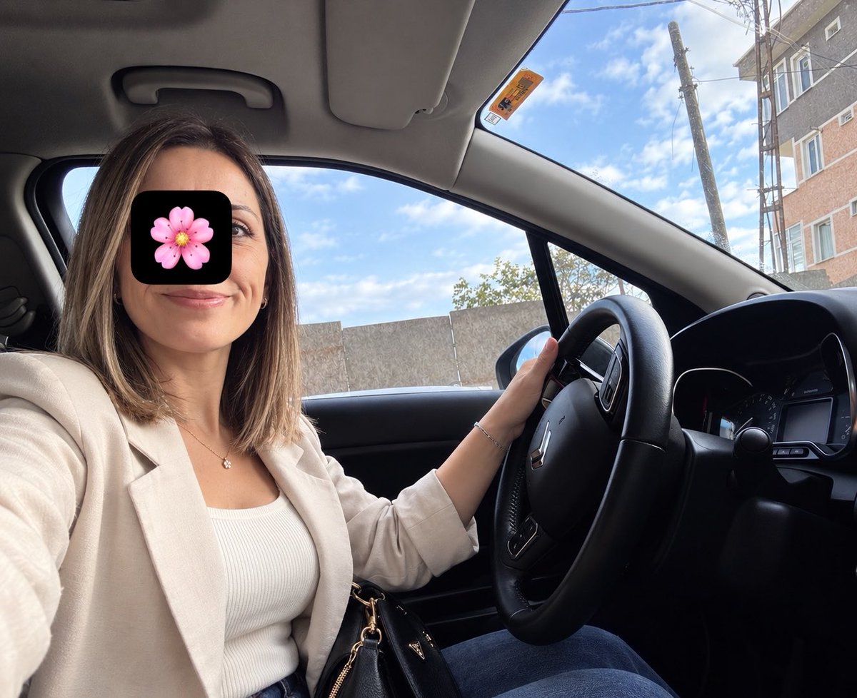 TRK2vx's tweet photo. Bizi de çok üzdüler ama biz yine de sabah kalkıp derse gittik. 🙂 https://t.co/vGdu9jf2wn
