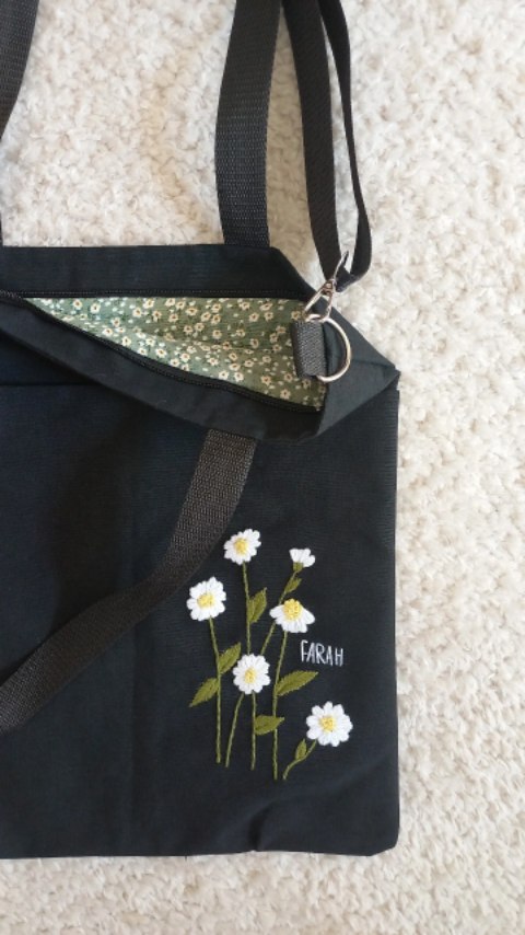 supersedam's tweet photo. Personalised hand-embroidered tote bag by @eve_totebag https://t.co/mAsD7l9tdk