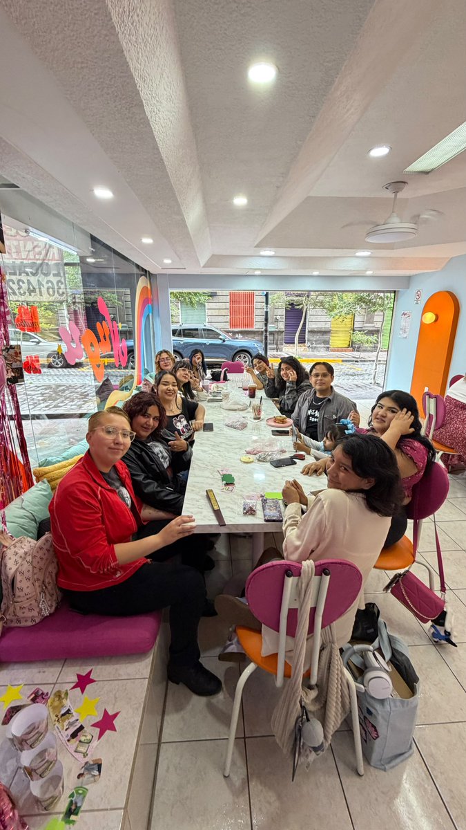 magicbvertonli's tweet photo. Today we held a lovely event for Bever's birthday! We love sharing moments with the wonderful people who support such a great person. 🤍🌸

#bbverpj | @bbverpj https://t.co/zFLYaJG0JO