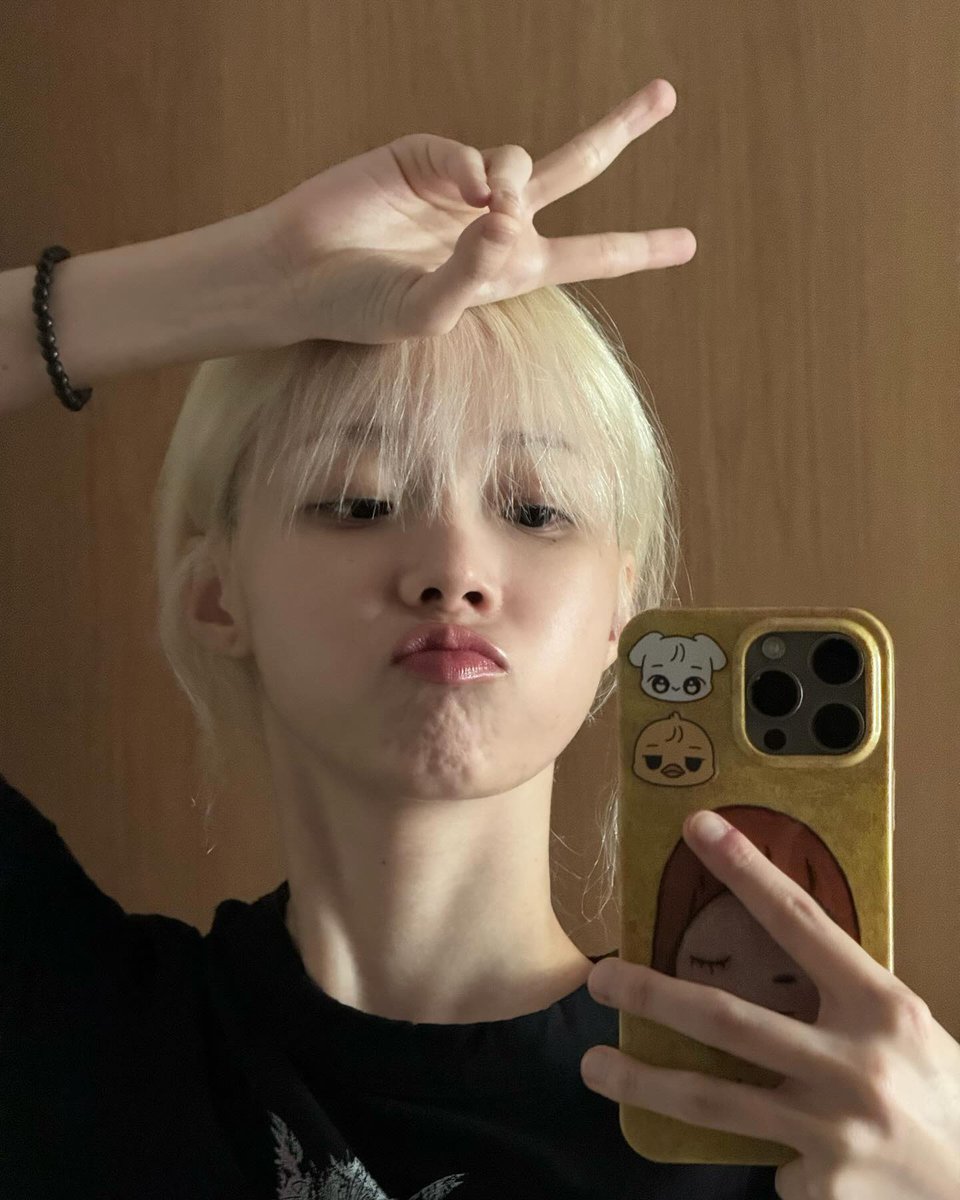 yyedle_'s tweet photo. 흠 역시 귀여워. https://t.co/Md4x80CGYn