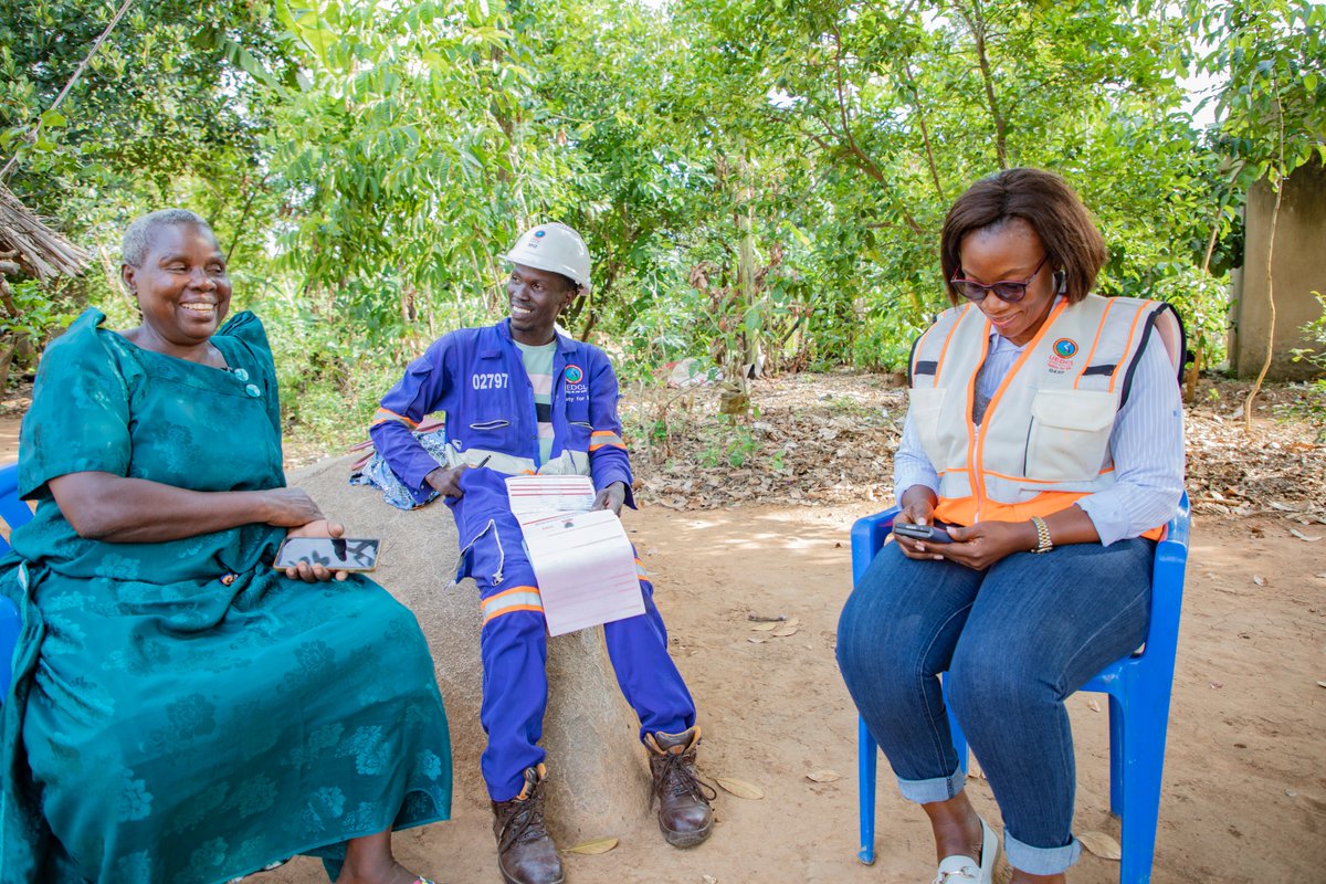 UEDCLTD's tweet photo. Wherever you are, we are truly committed to going the extra mile to engage, pick feedback and improve our service to you, everyday!
Our customers are the reason we are in service.
#UEDCLinService #LightingUpYourWorld #CustomerServiceWeek