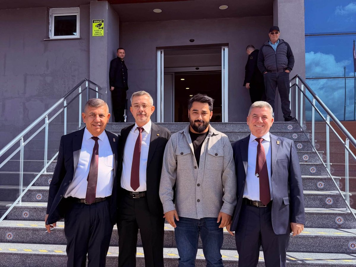 gonento's tweet photo. Odamız Heyetinden Gönen Ticaret Borsası’na Hayırlı Olsun Ziyareti
https://t.co/6j4mzTE8ei https://t.co/Wonk22NI5t