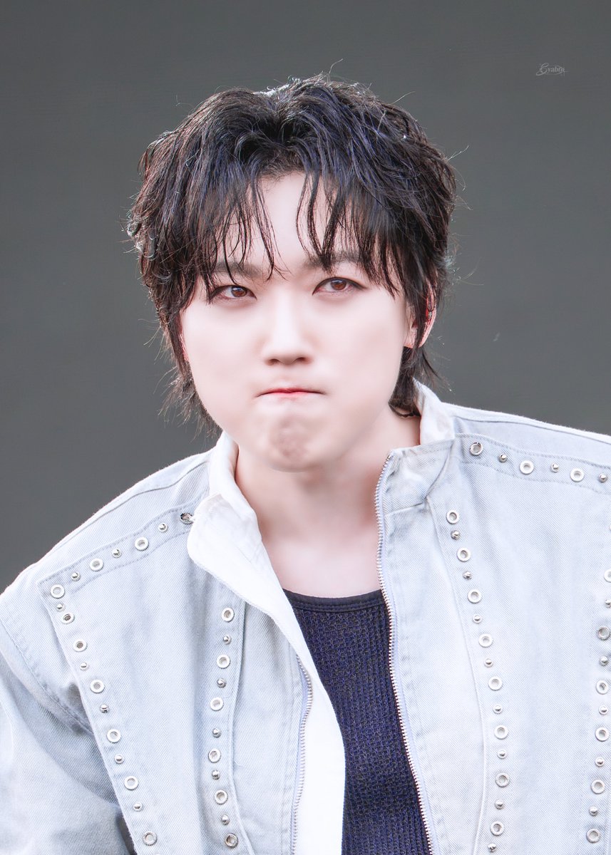 syabto1's tweet photo. 261003 렛츠락 페스티벌 토요일 - 강형호  

삐요가 불꽃락커여도 괜찮아요?!

#강형호 #KANGHYUNGHO #forestella https://t.co/UQtbpJfqgA