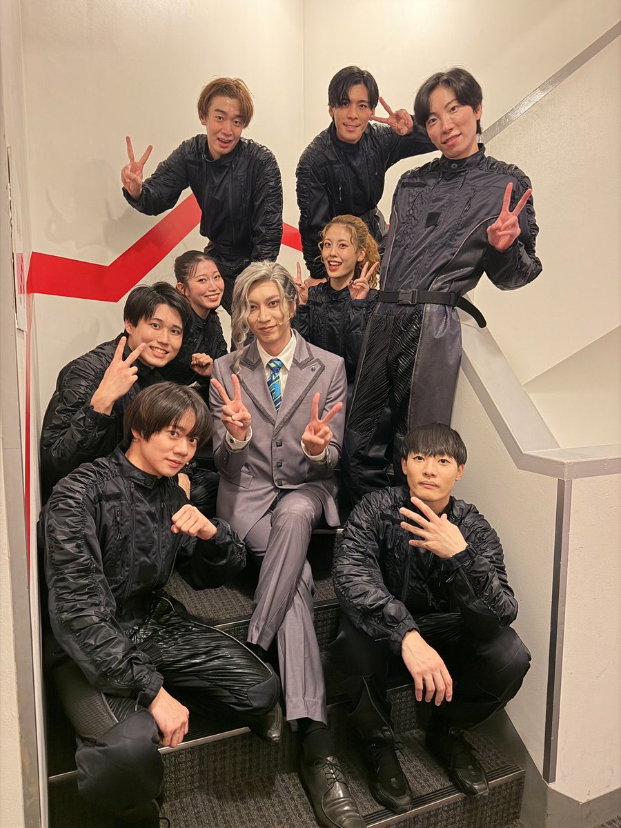 itsuki_to_yonde's tweet photo. 「TIGER &amp; BUNNY」THE STAGE
#タイバニ #tigerbunny #舞台タイバニ

イワン役の岩ちゃん。
ユーリ役の太陽さん。(@ayukawa_taiyou )

ご一緒できて、本当に嬉しかったです☺️ https://t.co/8O8e0y0tG7
