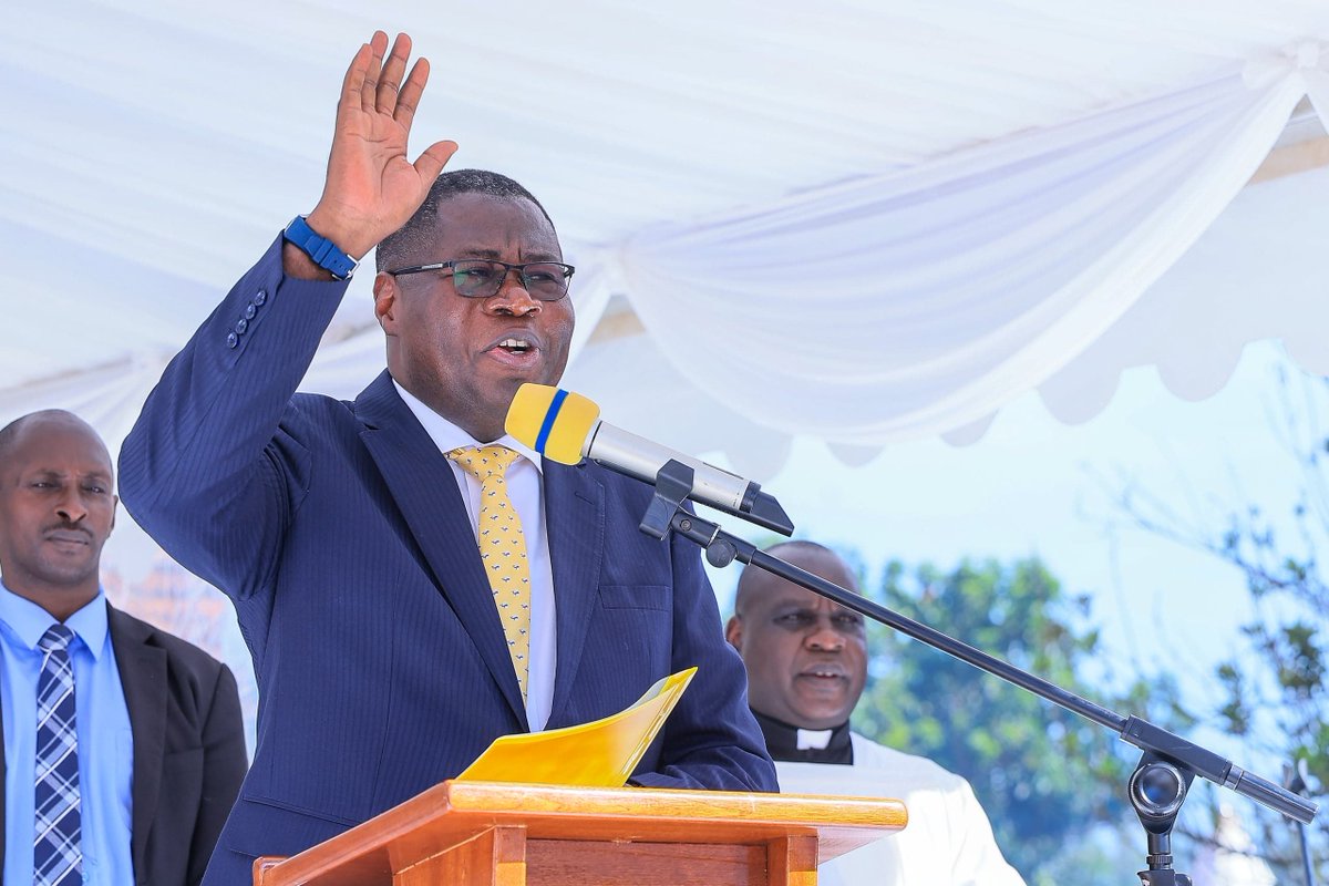 ObothOboth's tweet photo. 1/3
On Saturday, 26 September, I had the honour of representing H.E. the Vice President, Jessica Alupo, as chief guest at the Oak Jubilee celebrations marking 80 years of Mushanga Catholic Parish in Sheema District.
It was my first visit to Greater Bushenyi since becoming Speaker, and I thank the people of Mushanga for their warm welcome.

I conveyed the Vice President's congratulations to the Archdiocese of Mbarara and the Christians of Mushanga Parish. In her message, she described the Church as a key partner in national development, with a long record in education, healthcare, social welfare, peacebuilding and moral formation.

She saluted the role of the churches in many communities where they set up schools and health facilities before government services arrived. She also reaffirmed the Government's commitment to raising household incomes and creating wealth and jobs.