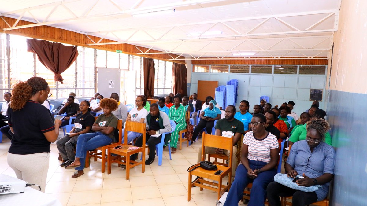 InfoKfcb's tweet photo. 𝗞𝗙𝗖𝗕 𝗘𝗾𝘂𝗶𝗽𝘀 𝗖𝗮𝗿𝗲𝗴𝗶𝘃𝗲𝗿𝘀 𝗮𝘁 𝗦𝗢𝗦 𝗖𝗵𝗶𝗹𝗱𝗿𝗲𝗻’𝘀 𝗩𝗶𝗹𝗹𝗮𝗴𝗲𝘀 𝘄𝗶𝘁𝗵 𝗗𝗶𝗴𝗶𝘁𝗮𝗹 𝗣𝗮𝗿𝗲𝗻𝘁𝗶𝗻𝗴 𝗦𝗸𝗶𝗹𝗹𝘀 𝘁𝗼 𝗣𝗿𝗼𝗺𝗼𝘁𝗲 𝗖𝗵𝗶𝗹𝗱 𝗢𝗻𝗹𝗶𝗻𝗲 𝗦𝗮𝗳𝗲𝘁𝘆

The @InfoKfcb (KFCB), in collaboration with Tunga Media Afrika and Cape Media, sensitised caregivers at SOS Children’s Villages in Buruburu, Nairobi, on digital parenting and child online safety. Conducted in line with the Board’s Consumer Advisory function under the Parental Digital Literacy (PaDiL) Programme, the session provided caregivers with practical skills to enforce parental controls, manage screen time, and apply safeguards to protect children from exposure to harmful audiovisual content and other media-related risks.

At the forum held on Friday, 2nd October 2026, the KFCB team emphasised the collective responsibility of protecting children from age-inappropriate content and promoting online safety. Caregivers were encouraged to monitor and guide children’s content consumption across mainstream media and digital platforms.

The team also held an interactive session with the children on safe media viewing and responsible use of digital platforms, complemented by fun activities. Further, KFCB donated essential supplies and personal care items to SOS Children’s Villages as part of its Corporate Social Responsibility (CSR).

KFCB, a Government agency mandated to regulate the audiovisual sector, implements the PaDiL Programme in collaboration with other Government agencies and partners to equip parents, guardians, and caregivers with the skills and tools needed to help children navigate the digital landscape safely and responsibly.

@Waziri_Mvurya @fikirini_jacobs @SpokespersonGoK @NellyMuluka @njogunjoroge1 @moyasa_ke @SDY_Ke  @koske_felix @marcosMasiga @TungaAfrika