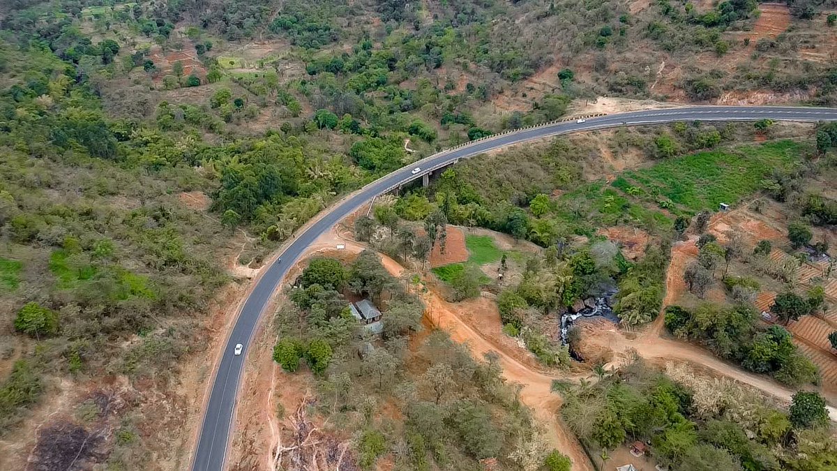 Zippy254K's tweet photo. As work continues on site, residents are witnessing the transformation of a key transport corridor into a safer crossing. #NithiBridgeTakingShape Ruto Building ASafer Nithi Delivering The Promise https://t.co/k9aJ9P6jeo