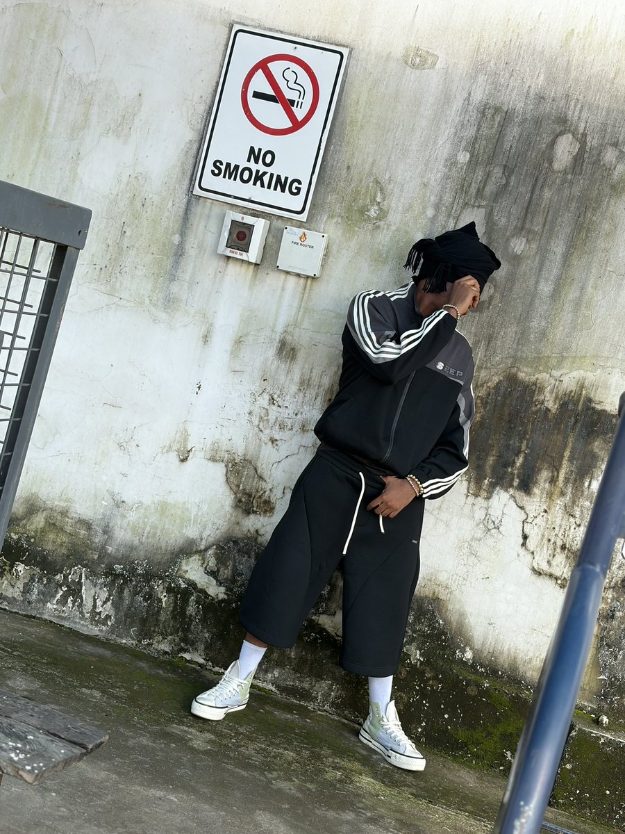 jayzwhyte's tweet photo. No face no case https://t.co/N3vc36Nx1o