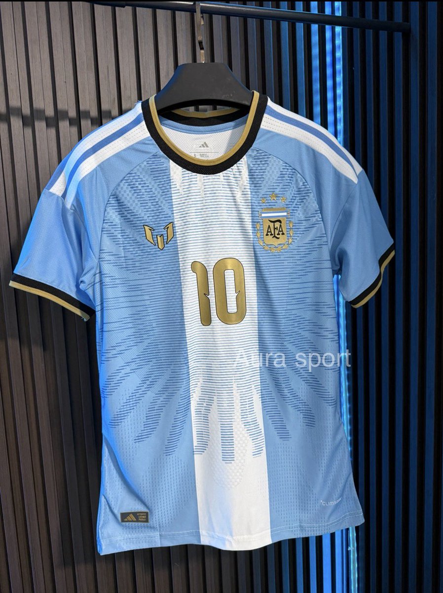 aura_spoort's tweet photo. تيشيرت اعتزال ميسي 🥶

متوفر الان 

#ميسي #MESSI https://t.co/IPv4uVucRQ