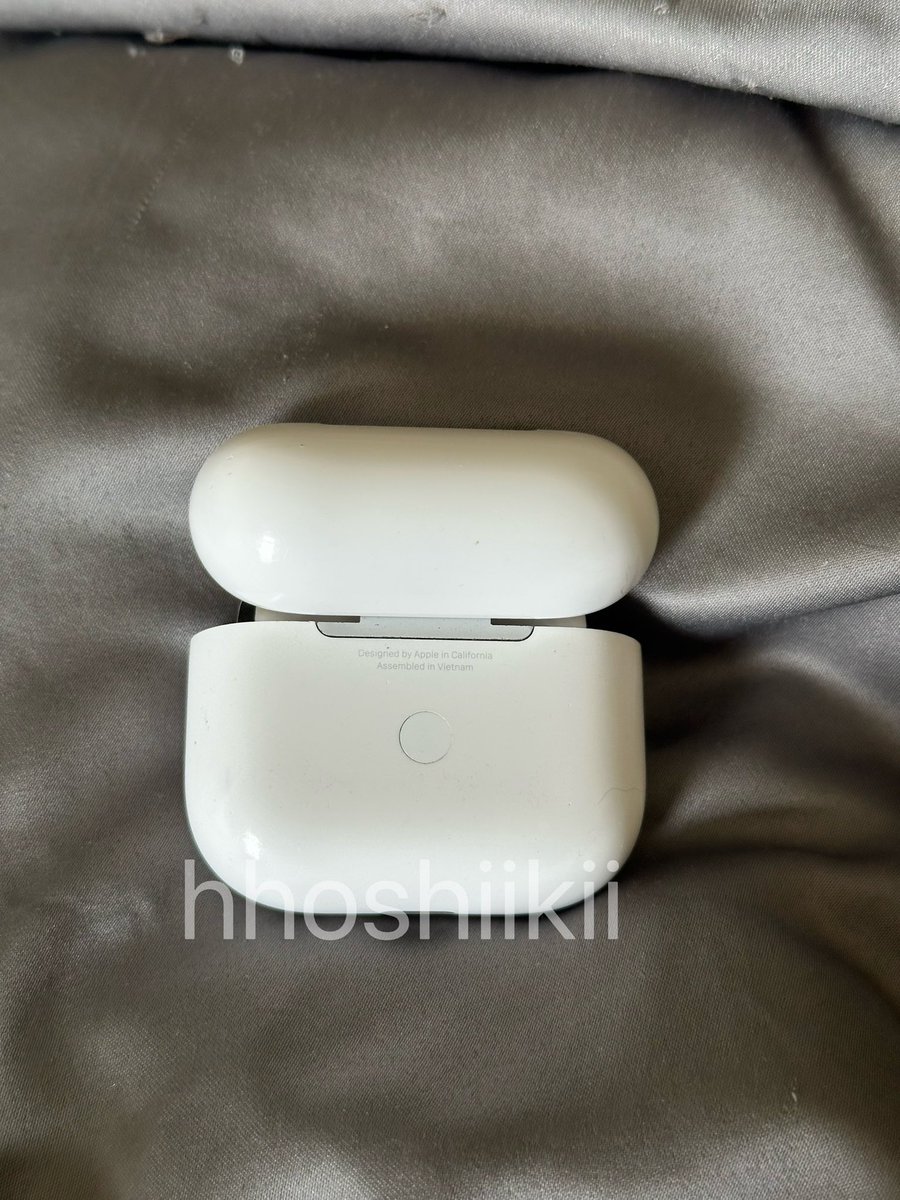 hhoshiikii's tweet photo. wts ฝากขาย
Airpods 3 มีกล่องแต่ไม่มีสายชาร์จ
1000 free shipping
นัดรับได้ที่อุบล
สอบถามเพิ่มเติม dm ได้ค่า

#airpodsมือ2 #ส่งต่อairpods #ขายairpods  #ส่งต่อแอร์พอด #airpodsมือสอง https://t.co/i2VcXHVZ6L