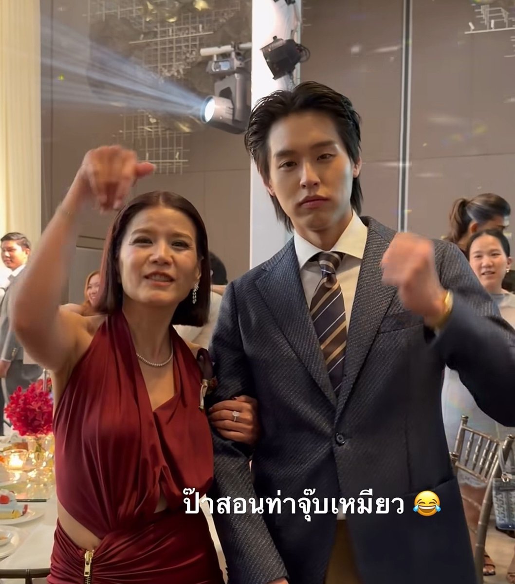 bk178cm's tweet photo. มึงหรือว่าสรรพนามใหม่ได้ถือกำเนิดแล้ว "ป๊า" https://t.co/EoraPayYrY