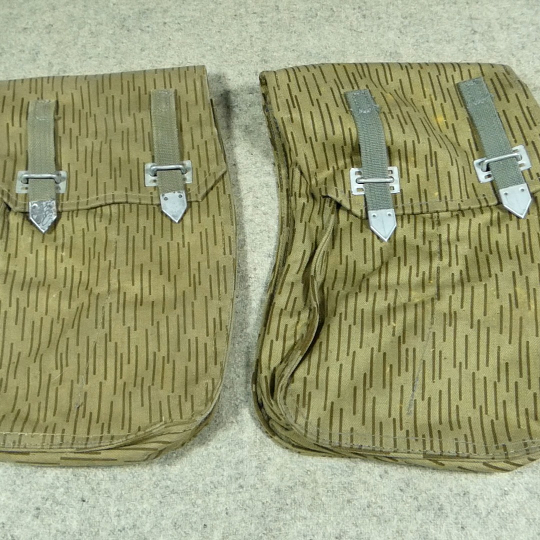 ildivodieg0's tweet photo. East German NVA Strichtarn RPK pouches in classic rain pattern camouflage. https://t.co/fRWiDYD44O